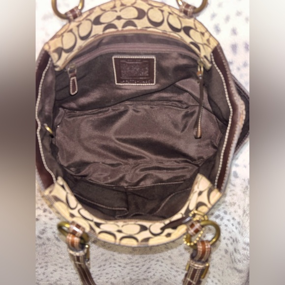 COACH VINTAGE 2007 PATCHWORK SHOULDER BAG - Picture 11 of 13